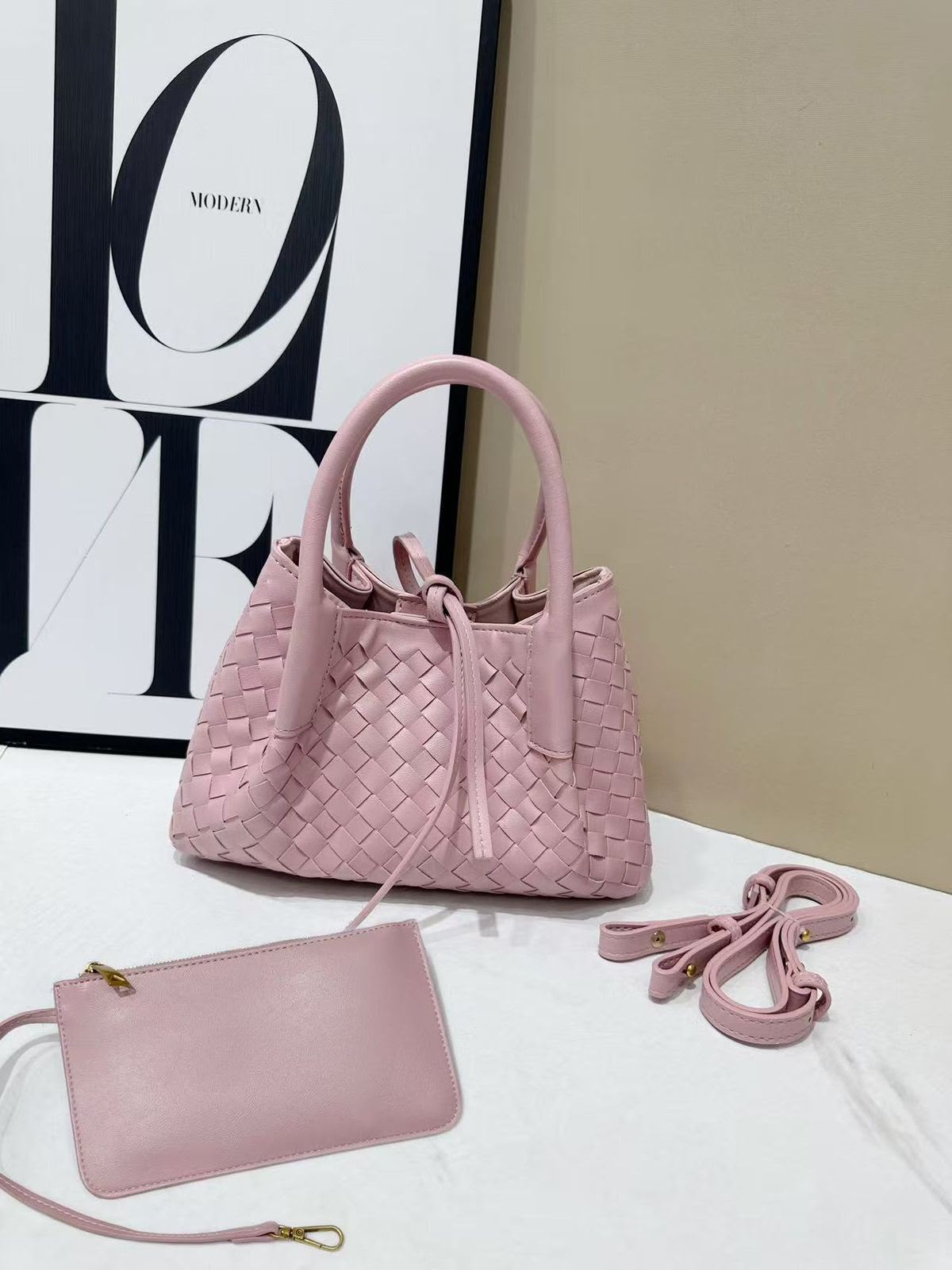 Brand  ladies  bag