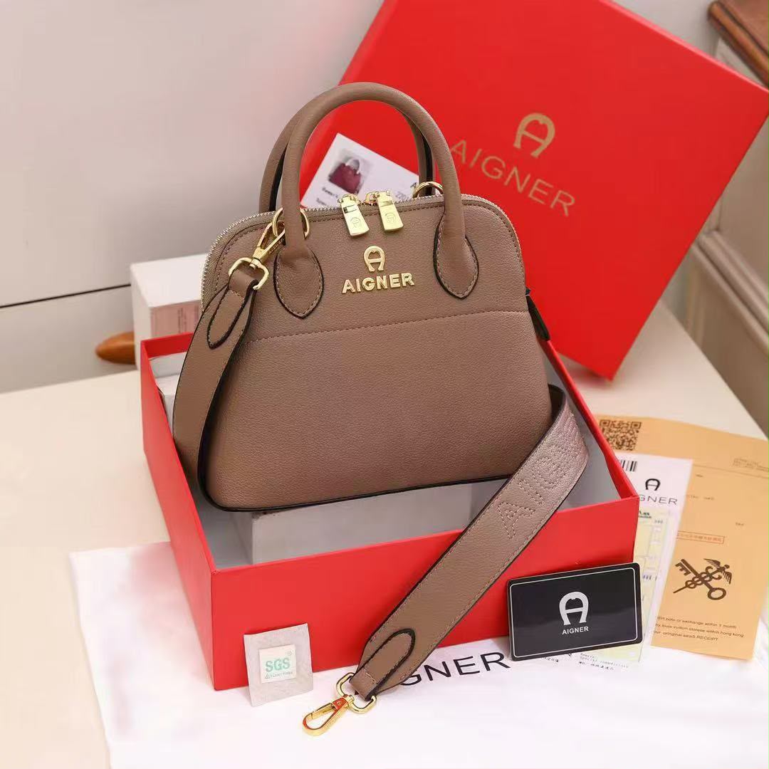 Brand  ladies  bag