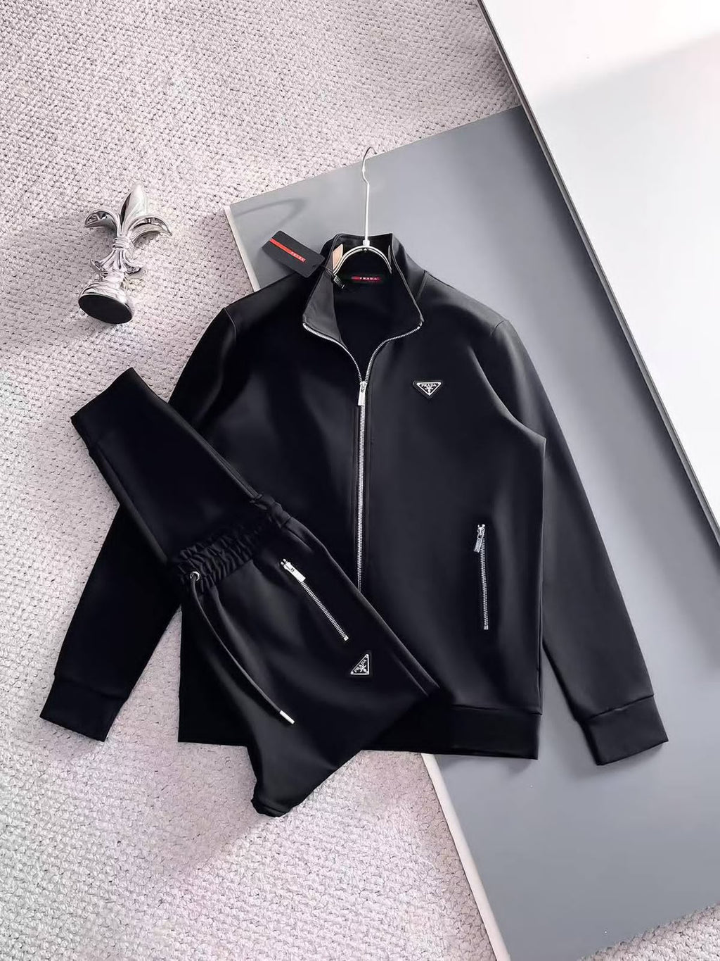Brand cloth