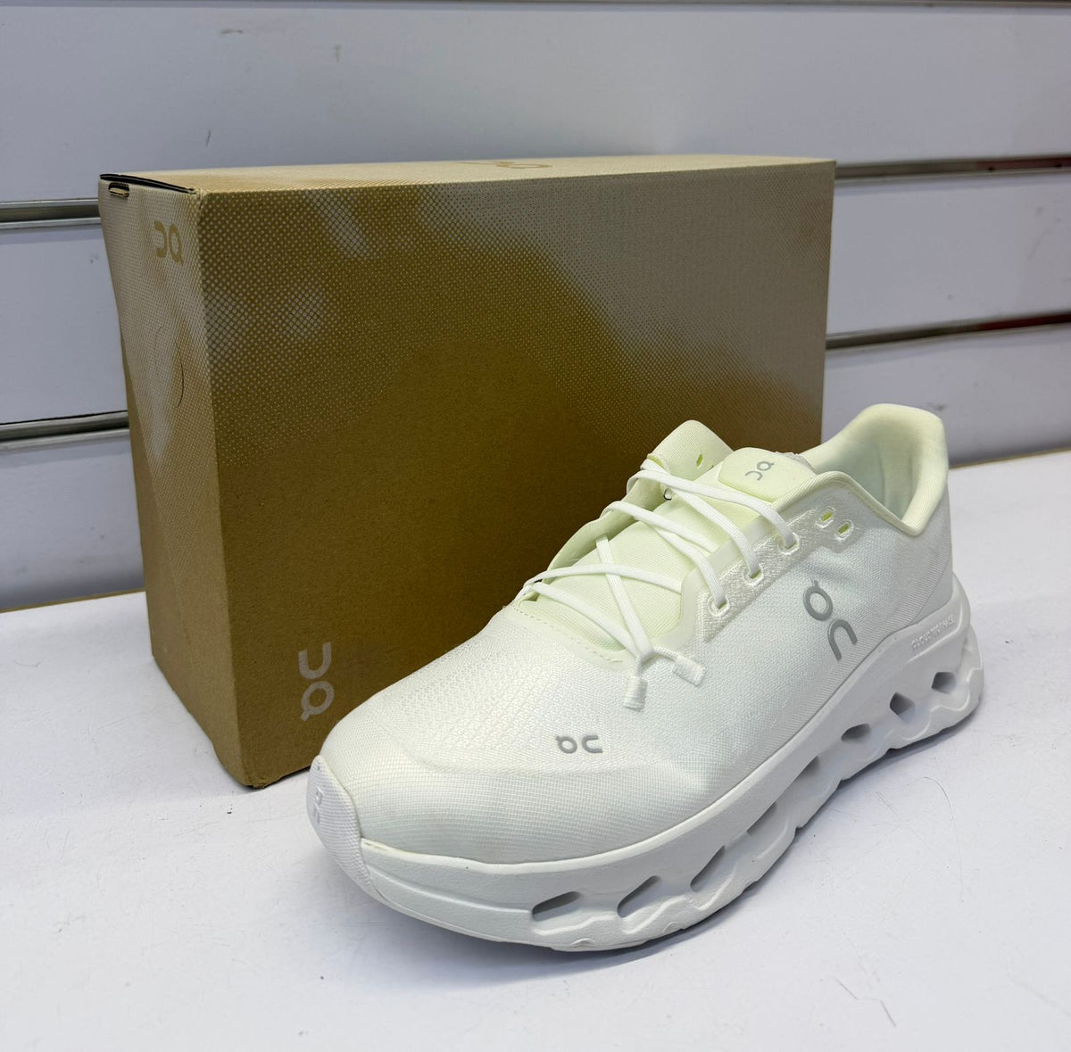 Ladies brand shoes