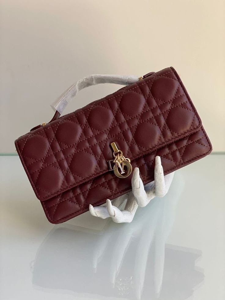 Brand  ladies  bag