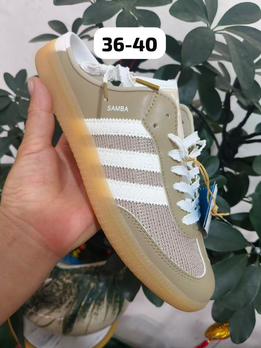 Ladies brand shoes