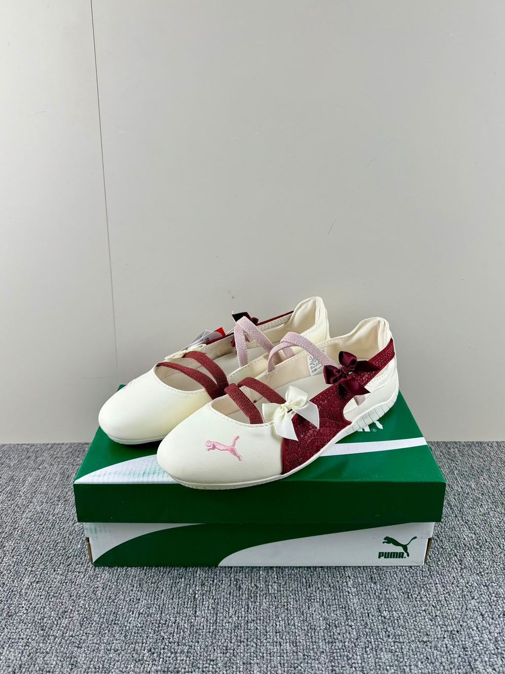 Ladies brand shoes