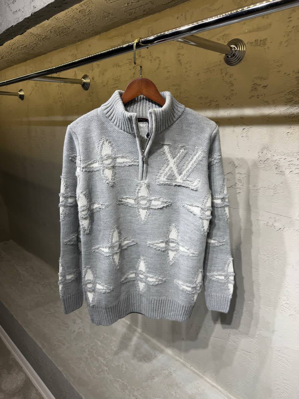Brand cloth