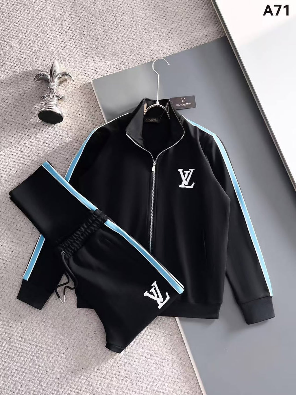 Brand cloth