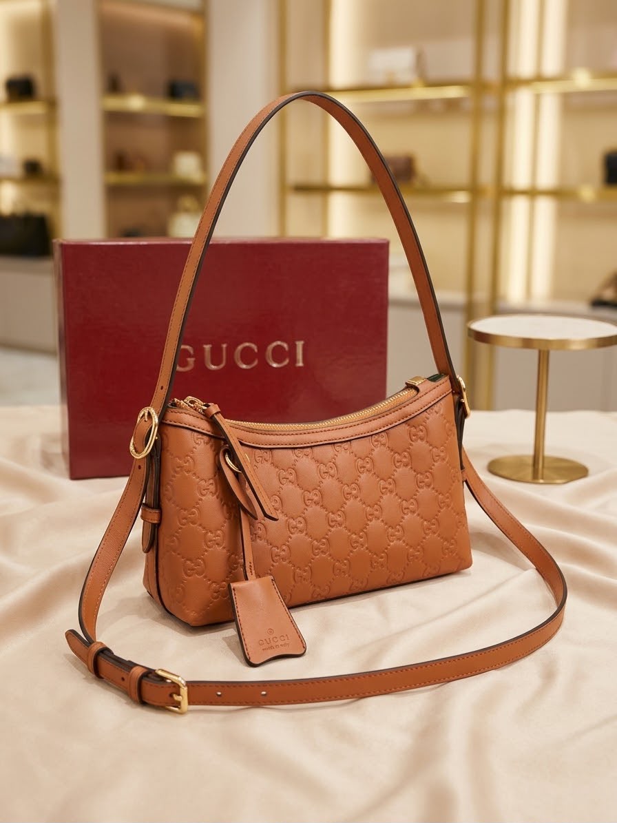Brand  ladies  bag