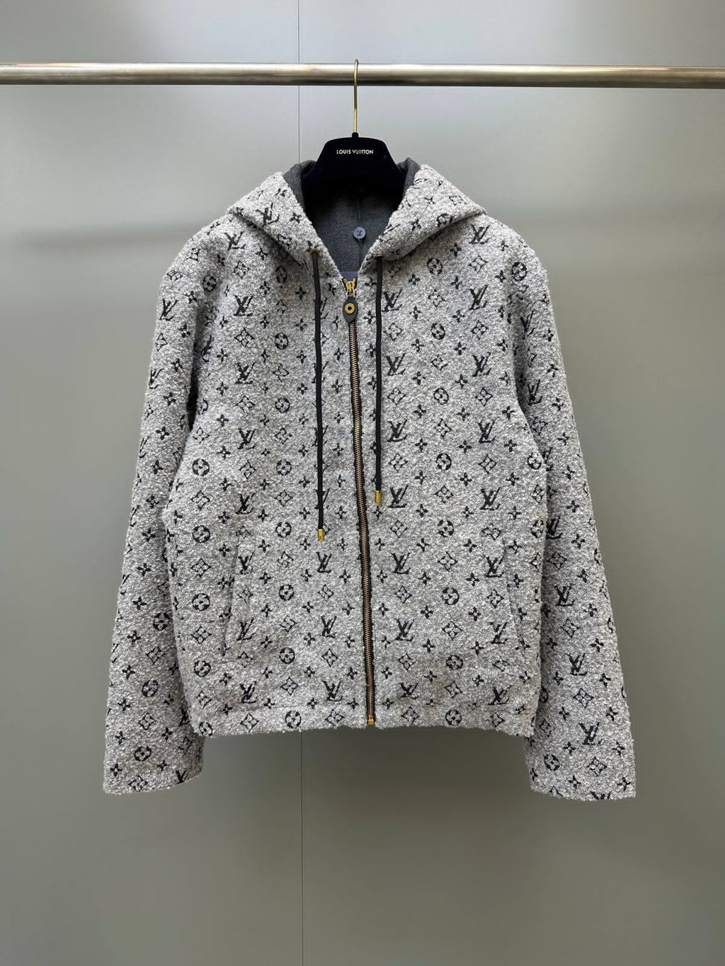 Brand cloth