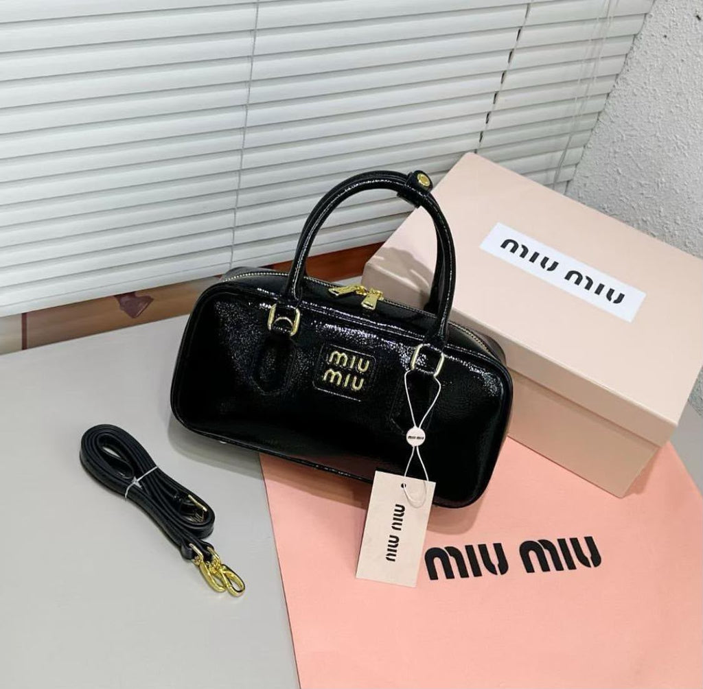 Brand  ladies  bag